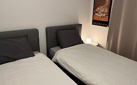 Apartment In Historical Center With Park View
